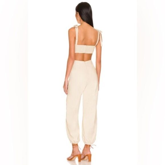 Kylo Jumpsuit in Sandstone
Tularosa REVOLVE beige nude cutout - Picture 3 of 4